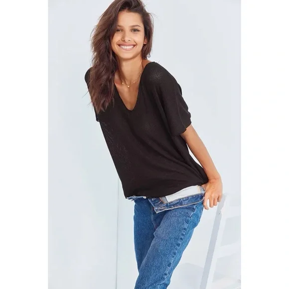 OUT FROM UNDER FRANKIE THERMAL OVERSIZED TEE (BLACK) - Picture 3 of 8